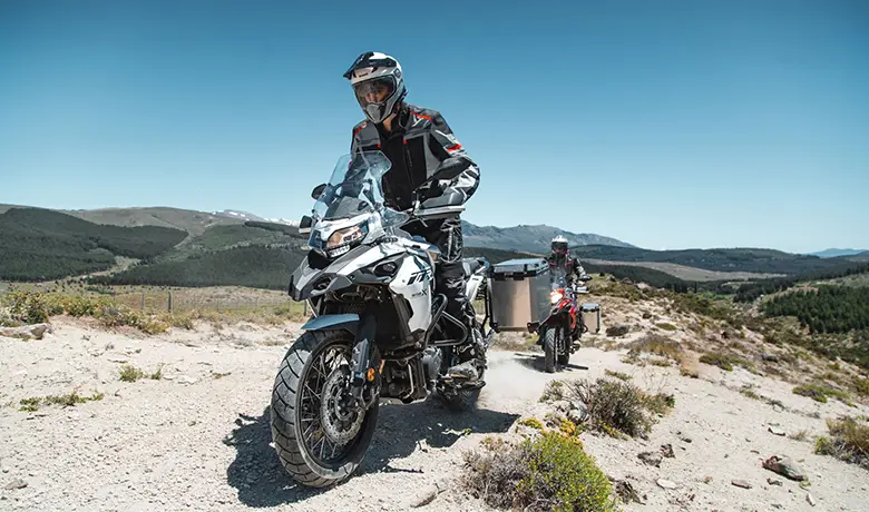 Motorradszene bei Rinos Bike & Passion in Wangen-Brüttisellen